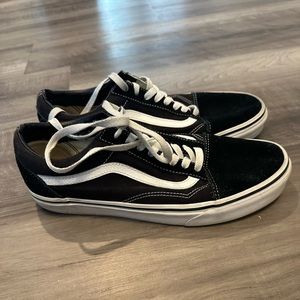 VANS Unisex Classic Black/White Old Skool Sneakers Skate Shoes